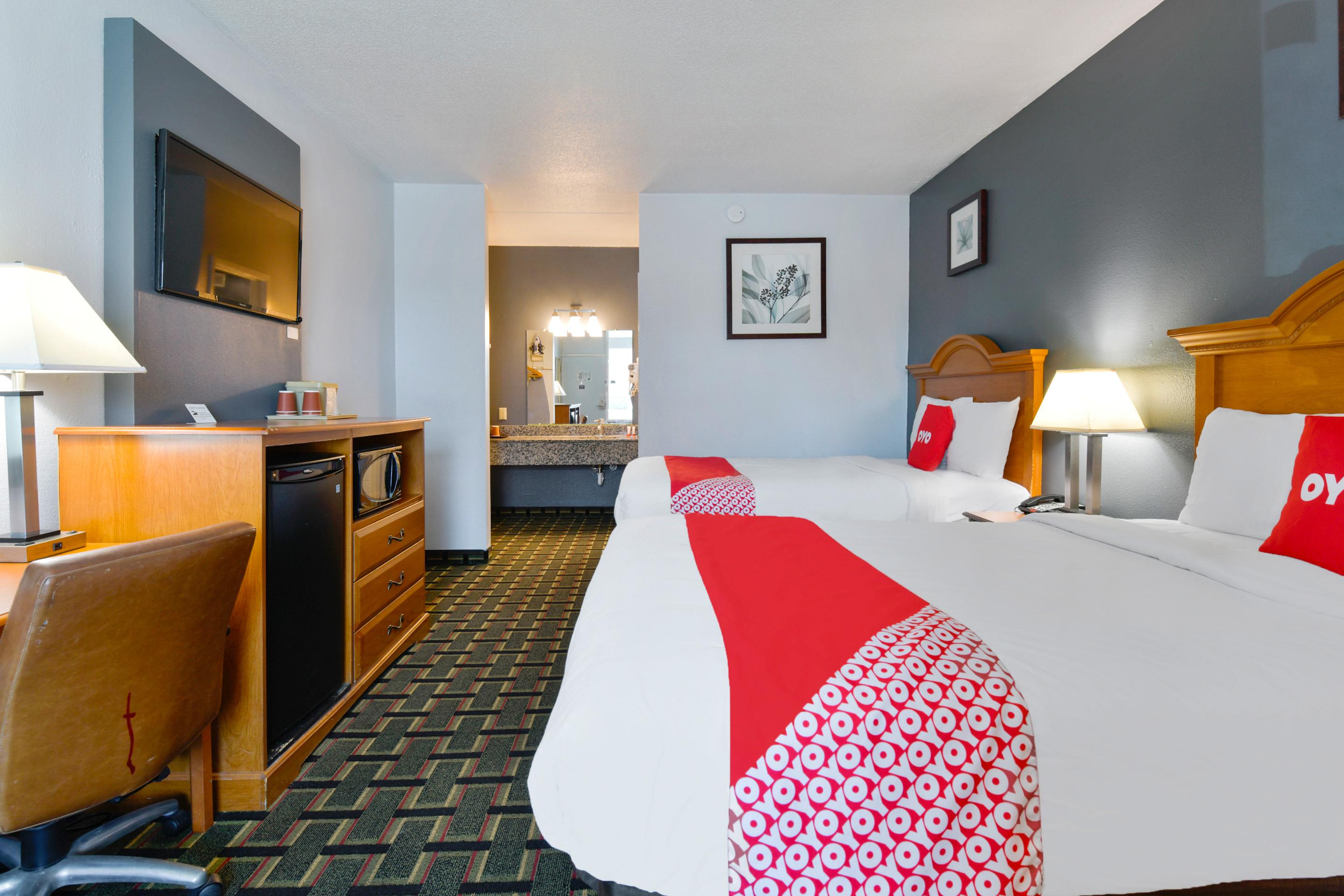 Oyo Hotel Lake Park - Valdosta Area Екстер'єр фото