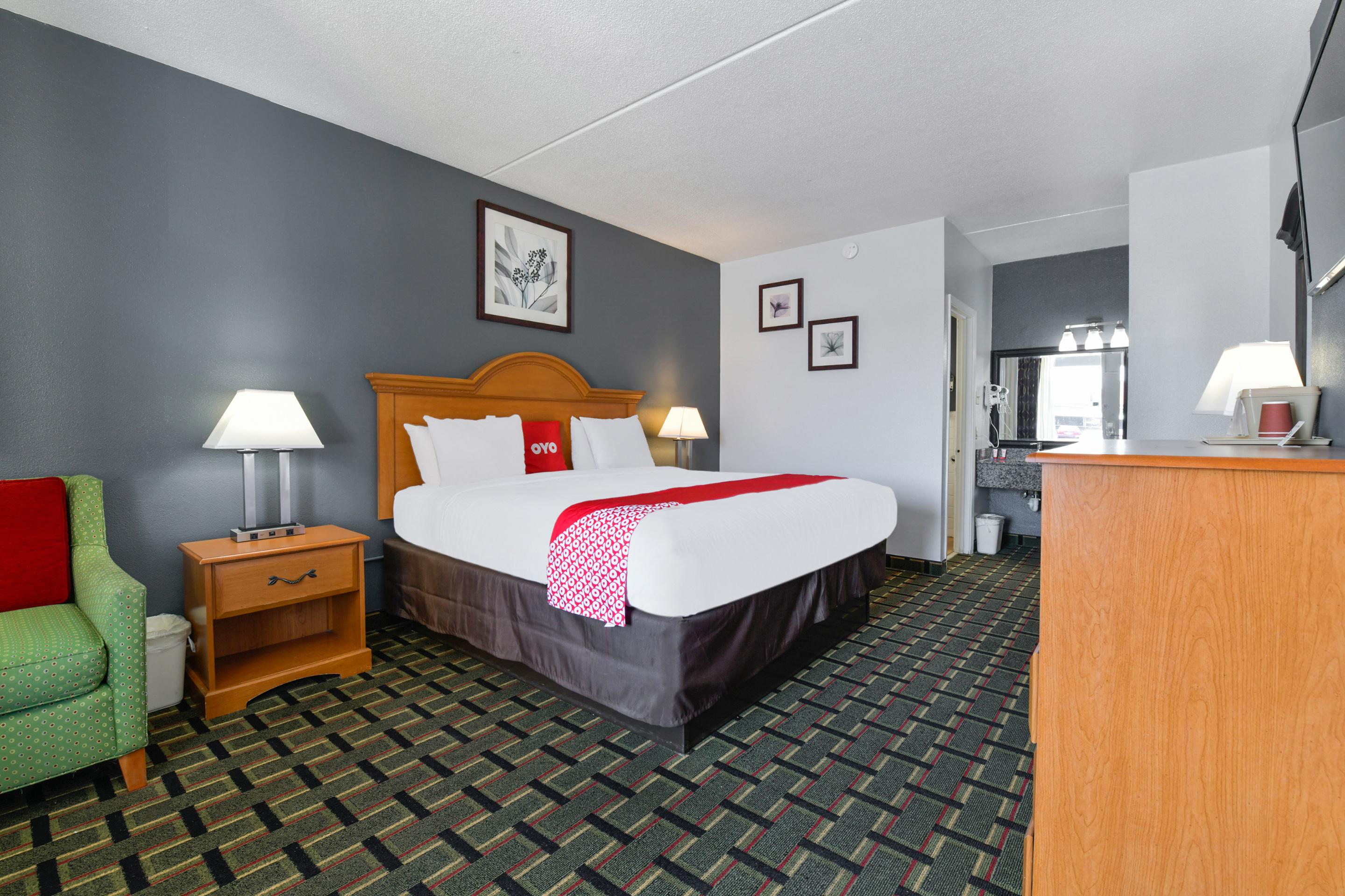 Oyo Hotel Lake Park - Valdosta Area Екстер'єр фото