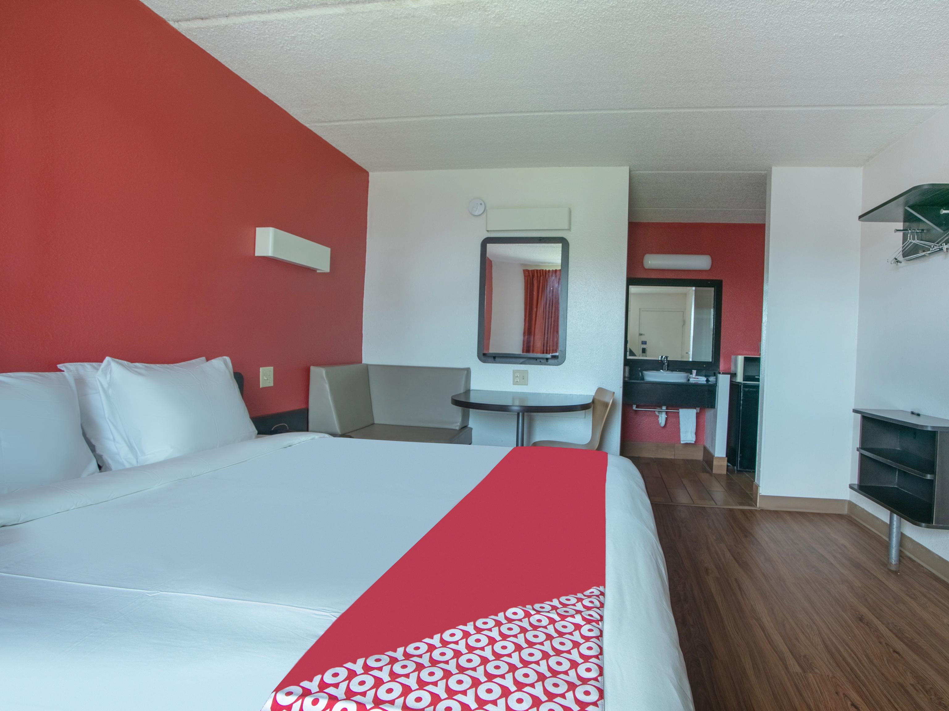 Oyo Hotel Lake Park - Valdosta Area Екстер'єр фото