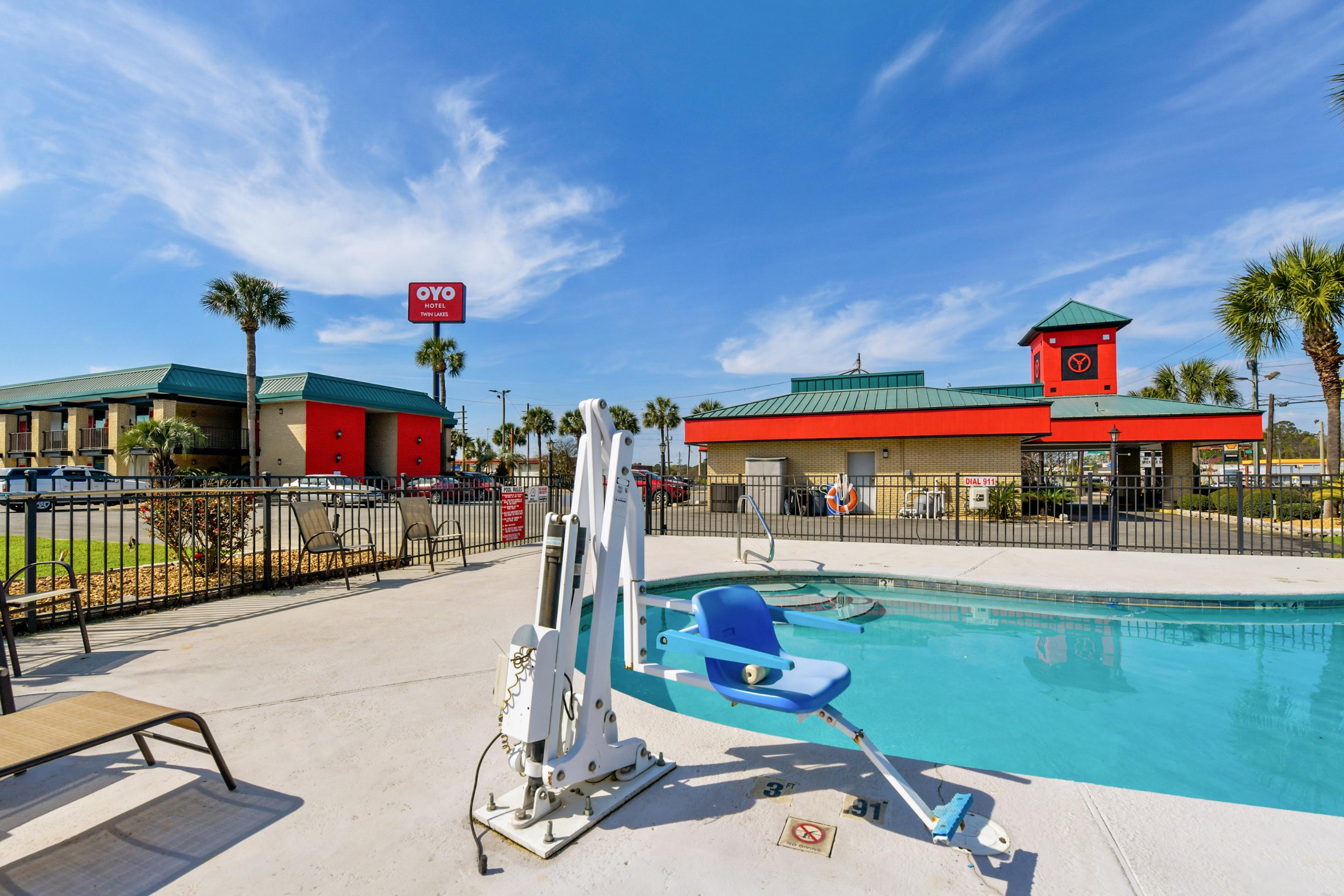 Oyo Hotel Lake Park - Valdosta Area Екстер'єр фото