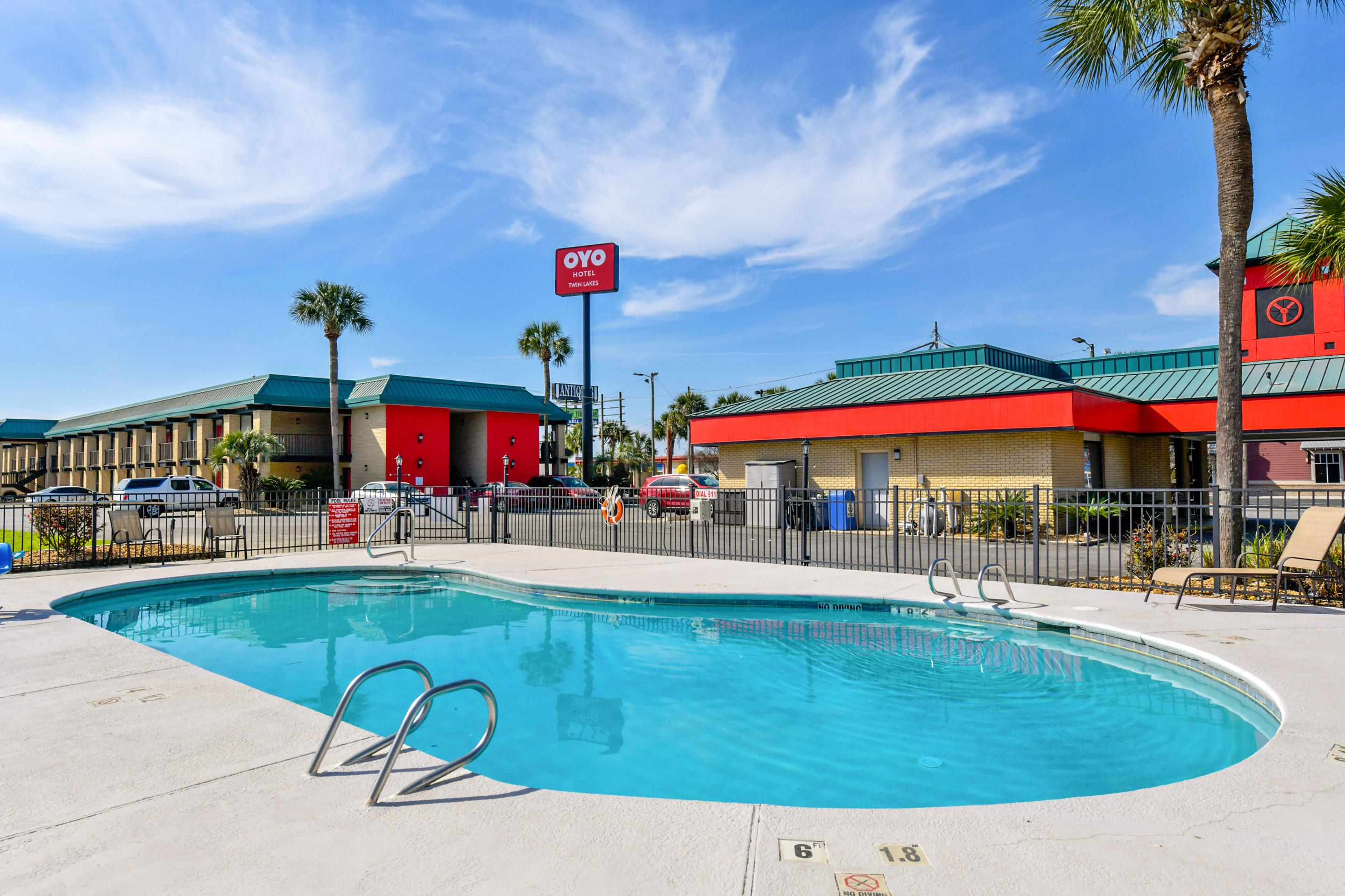 Oyo Hotel Lake Park - Valdosta Area Екстер'єр фото