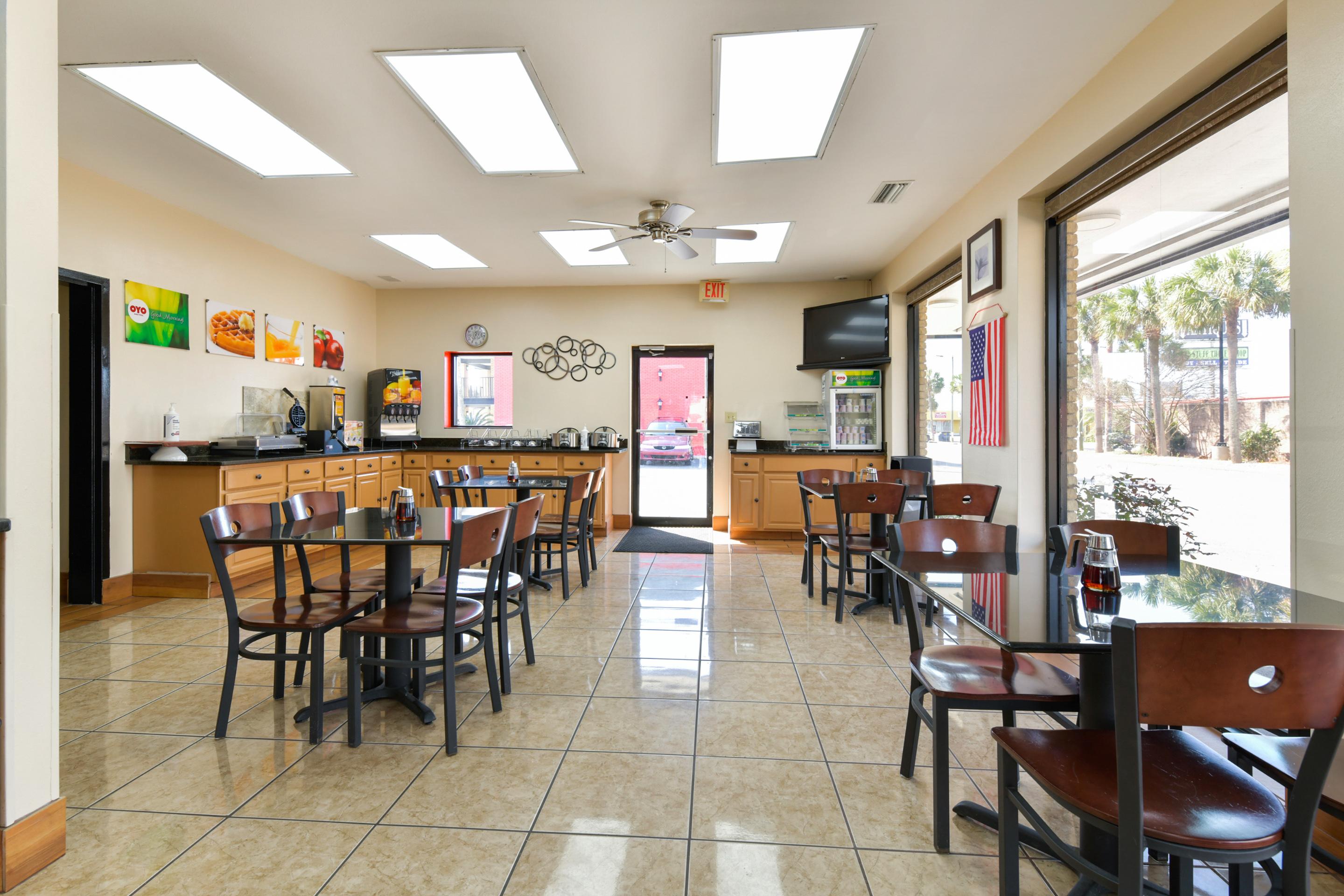 Oyo Hotel Lake Park - Valdosta Area Екстер'єр фото