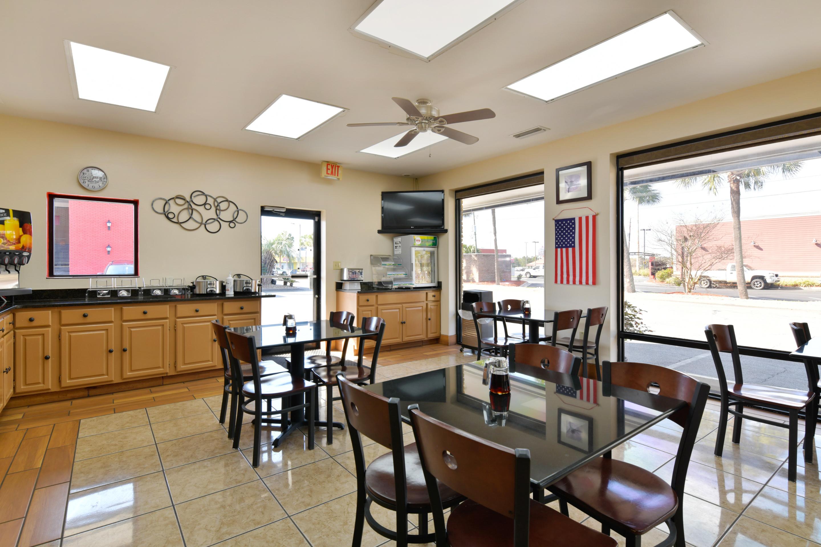 Oyo Hotel Lake Park - Valdosta Area Екстер'єр фото