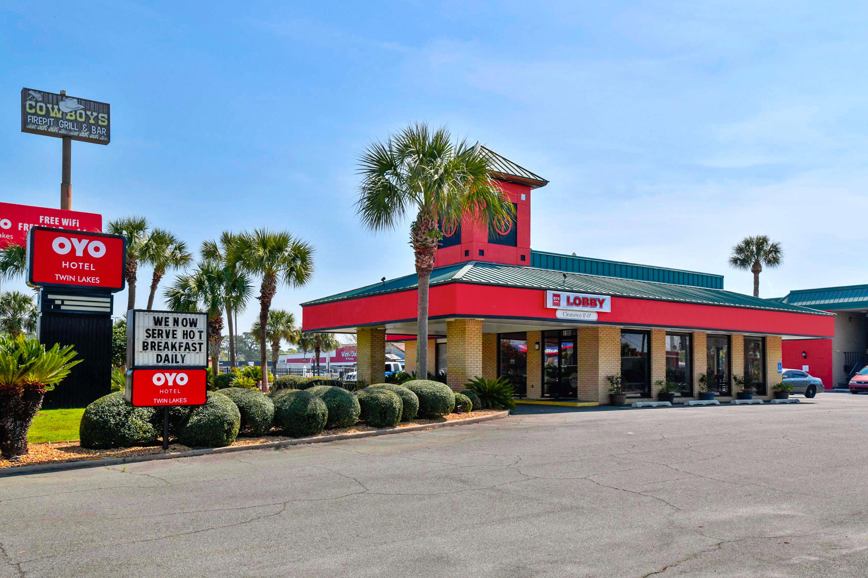 Oyo Hotel Lake Park - Valdosta Area Екстер'єр фото