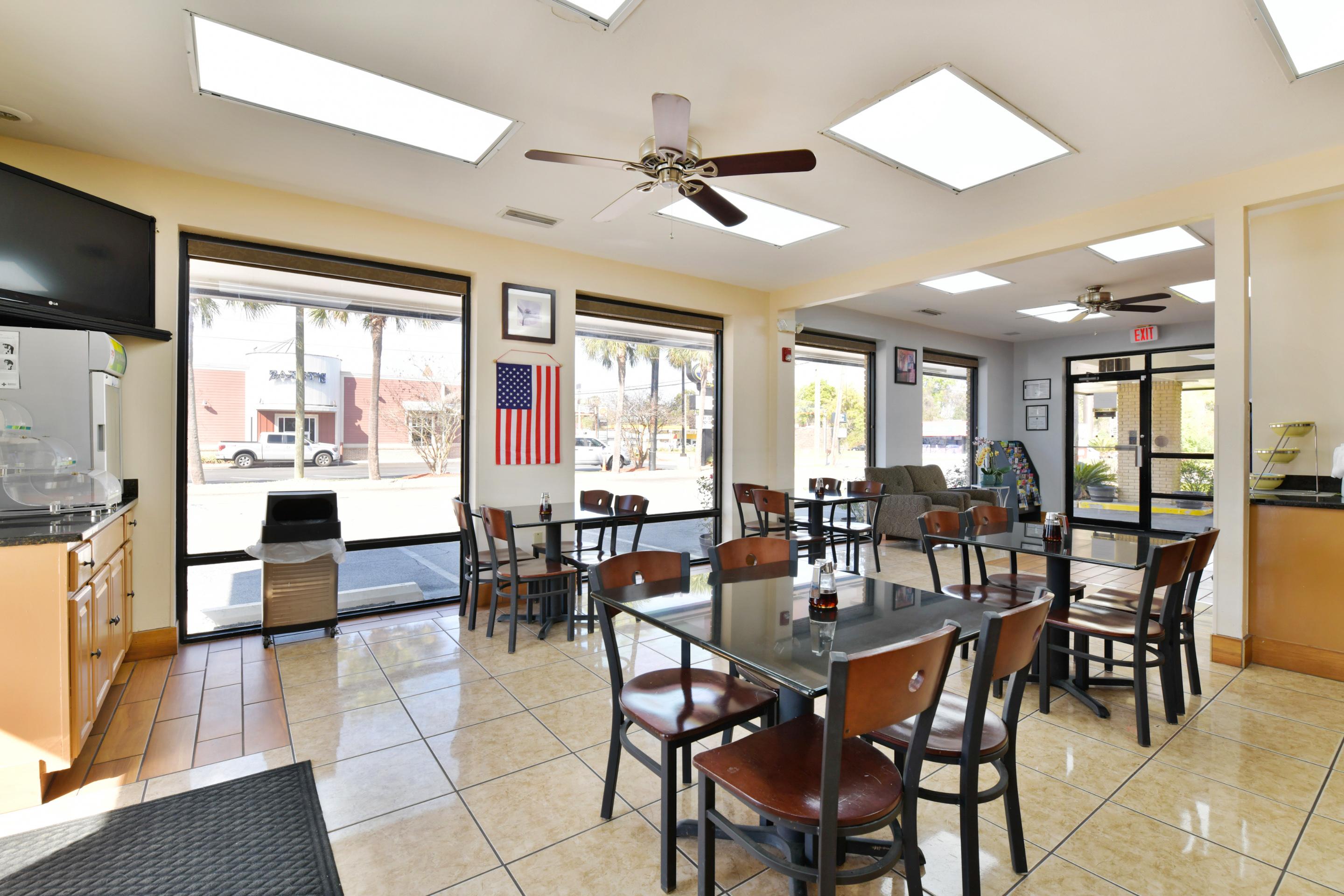 Oyo Hotel Lake Park - Valdosta Area Екстер'єр фото