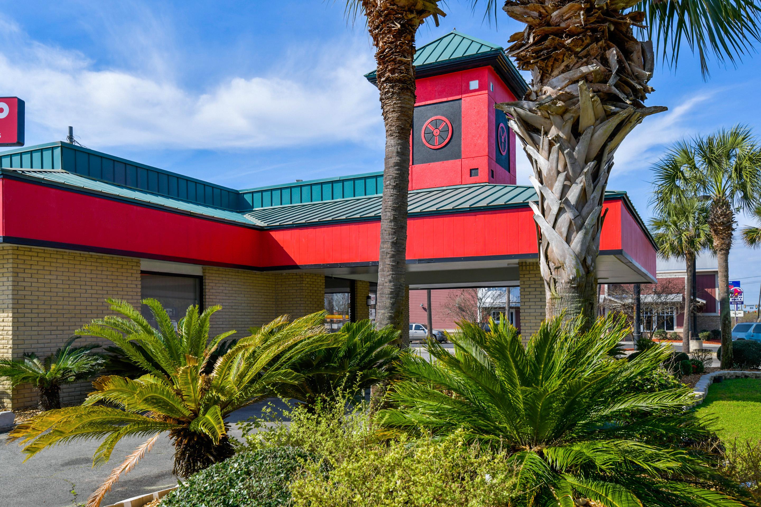 Oyo Hotel Lake Park - Valdosta Area Екстер'єр фото