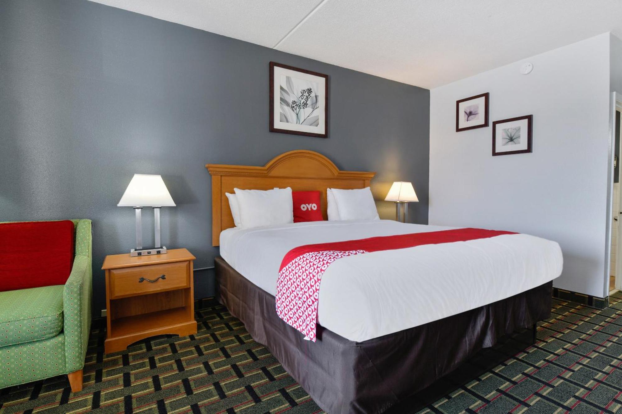 Oyo Hotel Lake Park - Valdosta Area Екстер'єр фото