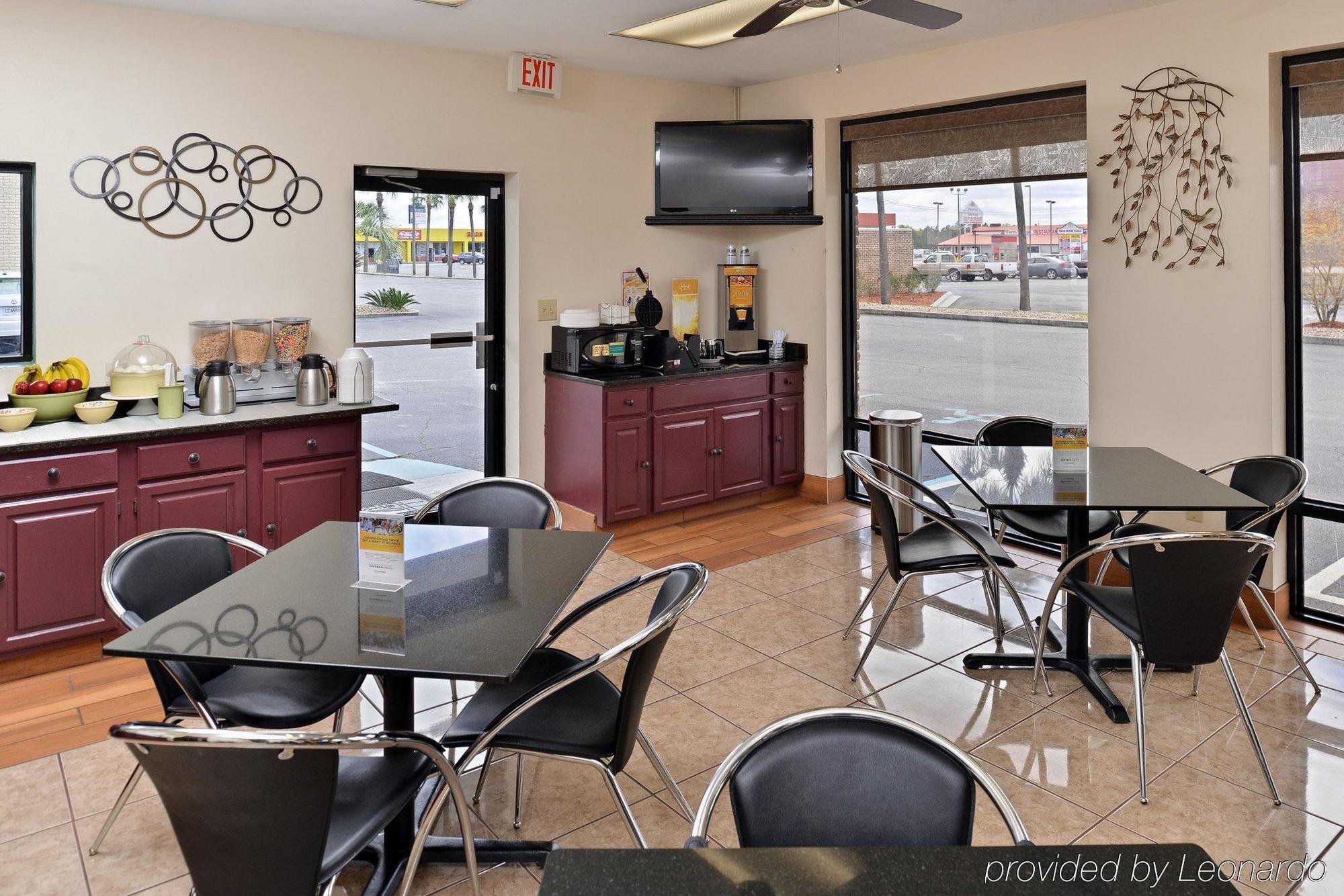 Oyo Hotel Lake Park - Valdosta Area Екстер'єр фото